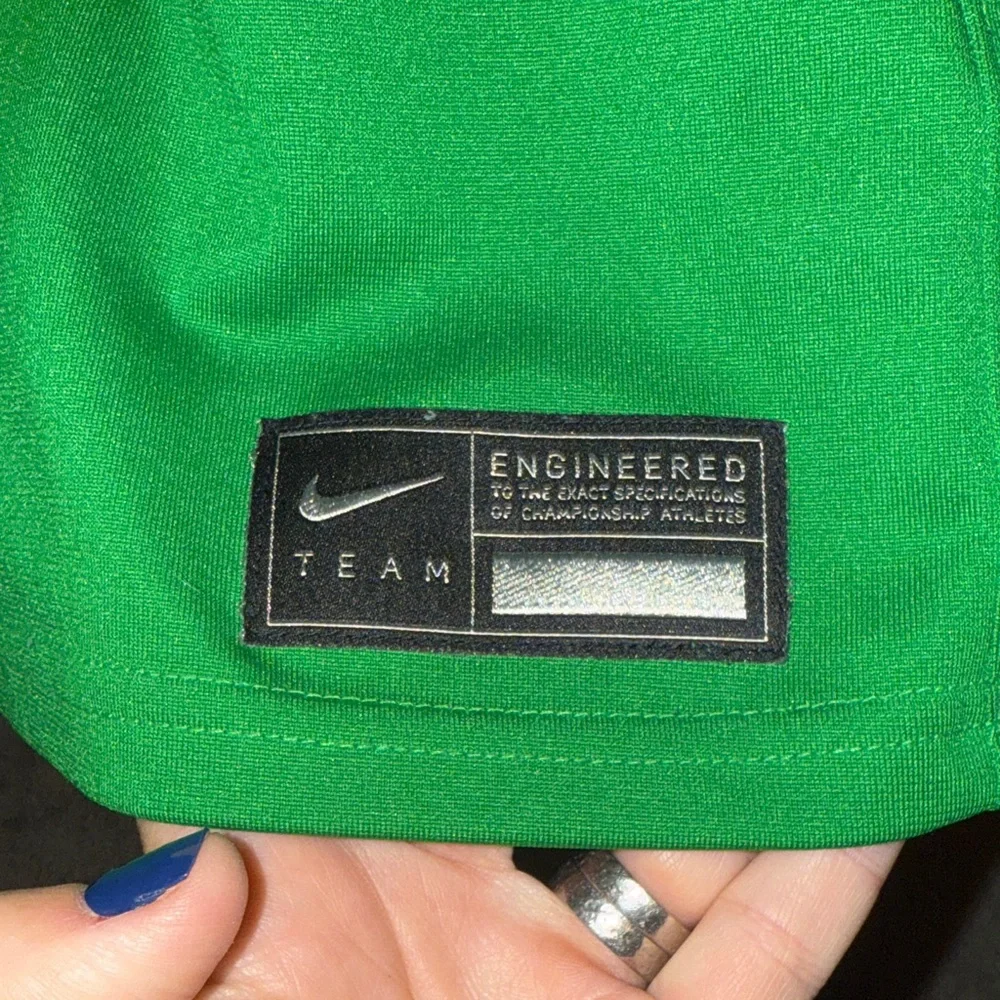 Nike Oregon Ducks Kids Jersey - Picture 2 of 7